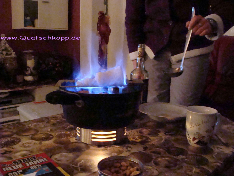 2010-12 Silvester Feuer Zangen Bowle
